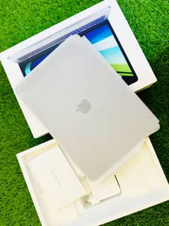 MacBook Pro m2 2022, 8GB - 256GB, 13inches, Read Ad
