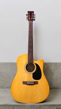 Semi acoustic guitar for urgent sale