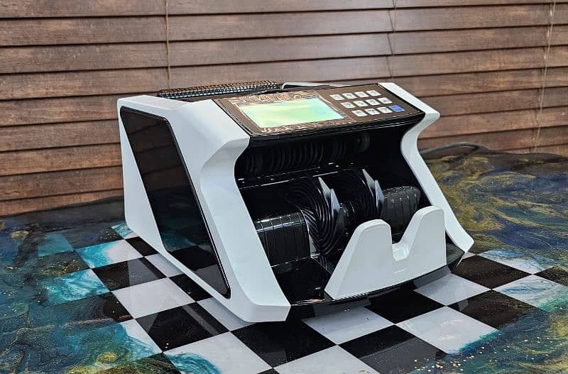 Cash Note Currency Counting Machine with Fake Note Detection Feature 1