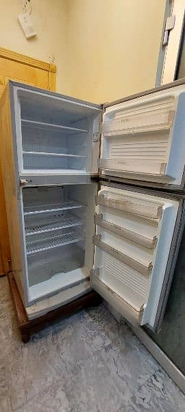 Home used refrigerator 2