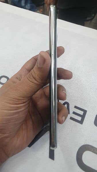 Samsung Galaxy S8 Plus 4GB 64GB Silver With Box 1