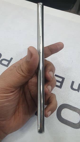 Samsung Galaxy S8 Plus 4GB 64GB Silver With Box 3