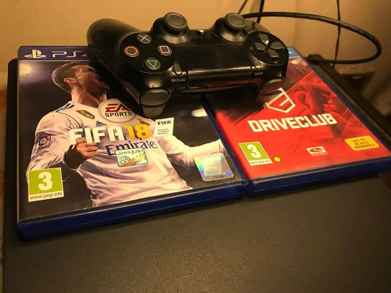 PS4 Slim 500Gb With 2 Games 1