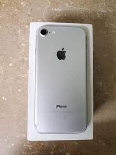 iphone 7 PTA APPROVED 128gb with box
