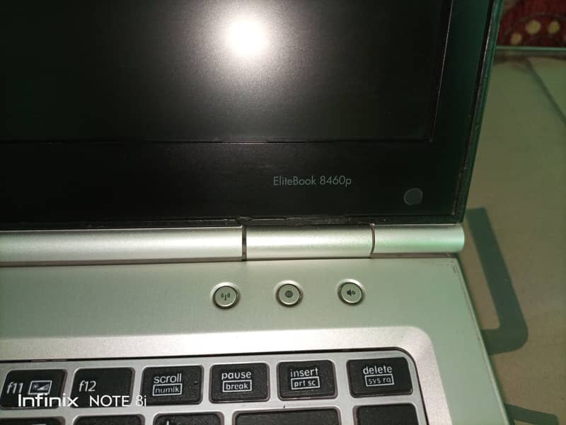 HP Elitebook 8460P Laptop 4