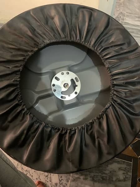 land curiser back tire stapne cover full new condition 0