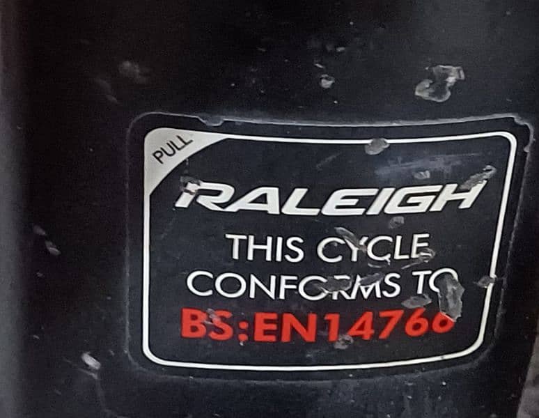 Raleigh imported bicycle frame of aluminum made in england 3