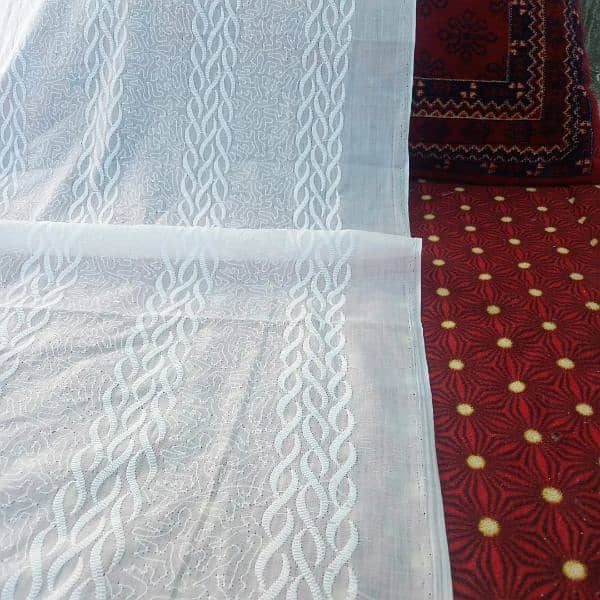 White chaddar/ Shawl/ ladies shawl/ branded Shawl/ lawn shawl 5