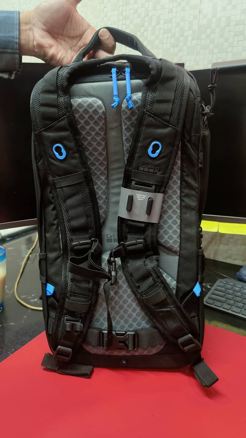 GoPro Seeker Backpack, Multi-Functional Camera Backpack Bag 6