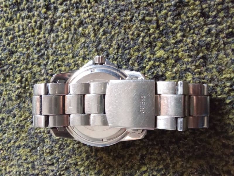 Guess original watch Bought from USA some scratches on front original 2