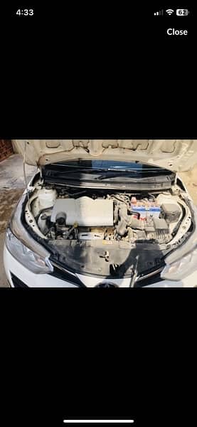 Toyota Yaris up for sale 2 piece touch up 10