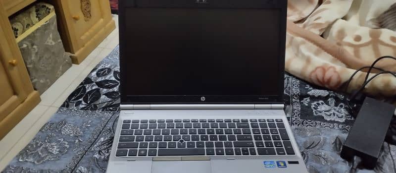 HP EliteBook 8560p with Radeon 6470M 6