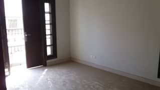 BRAND NEW 4 BEDS DRAWING DINING PORTION