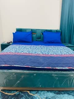 bed with side tables / double bed / bed / bed set / Furniture