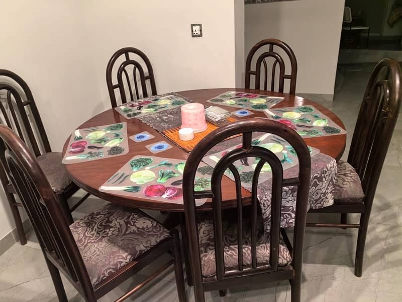 Round dining table with 6 chairs (Special sheesham solid wood) 1