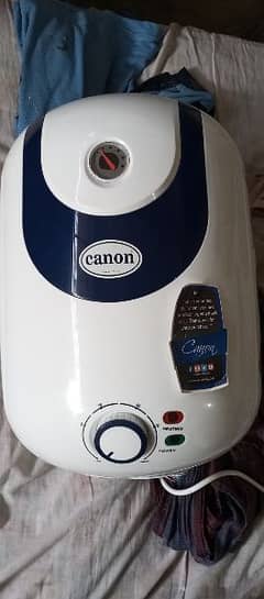 Canon Electric instant gyeser