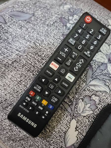 SAMSUNG  Smart TV 4K  LED TV 43" 13
