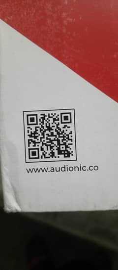 AUDIONIC SOUND MASTER less than a month used loud speaker
