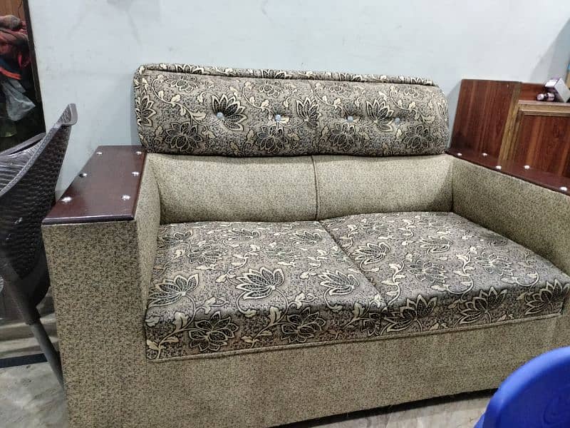 6 Seater Sofa set for sale (3+2+1) 4