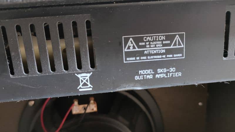 guitar amplifier 1