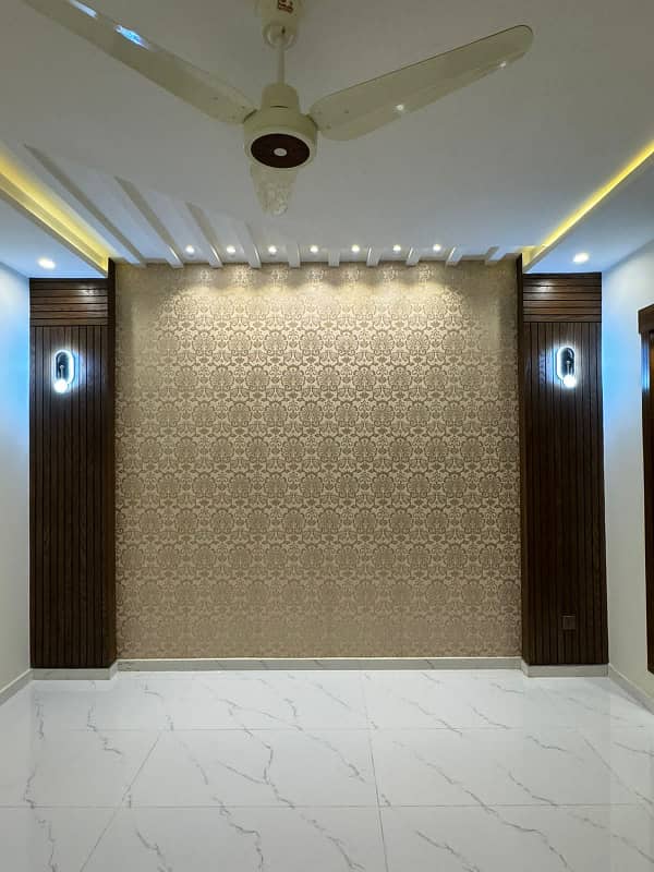10 Marla brand new luxury upper portion for Rent gulmohar block 2