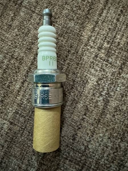 Nissan Genuine Spark plug. 1