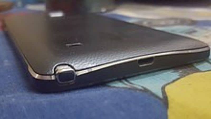 Samsung Galaxy Note 4 Black 2
