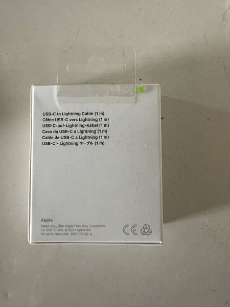 lighting to usb type C Apple branded original box packed 1