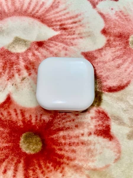 Apple orignal 20 watt fast charger just 1 or two time used 3