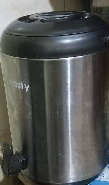 Water dynesty brand cooler new condition with aprox 10to12 kg capacity 2