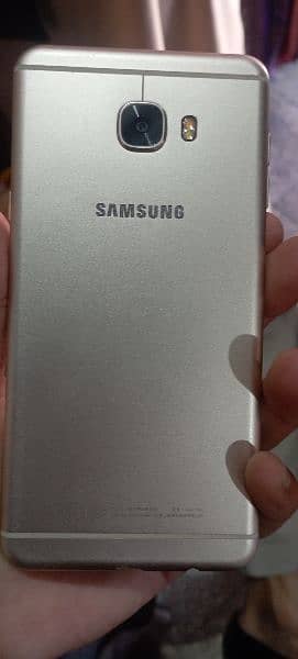 Samsung c7  4 64 3