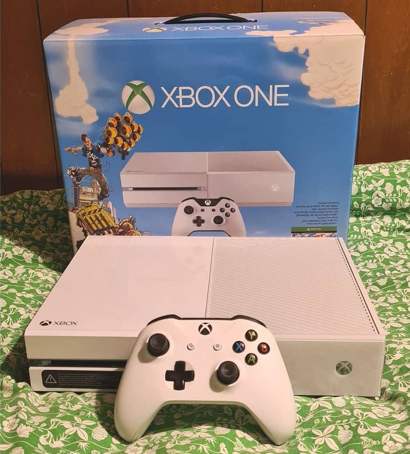Xbox One limited Edition Sunset Overdrive Cirrus White 0