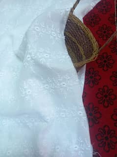 White chaddar/ Shawl/ ladies shawl/ branded Shawl/ lawn shawl