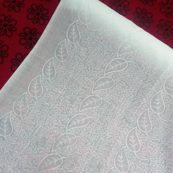 White chaddar/ Shawl/ ladies shawl/ branded Shawl/ lawn shawl 17
