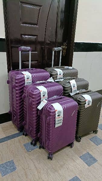 Luggage bags/ travel  bags/ trolley bags/ suitcase/ attachi 11