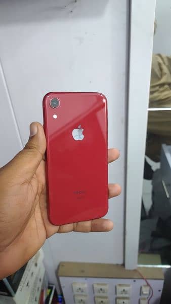 iPhone Xr jv 64 sim time available 0