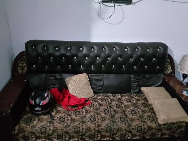 6 seet sofa for sale 1