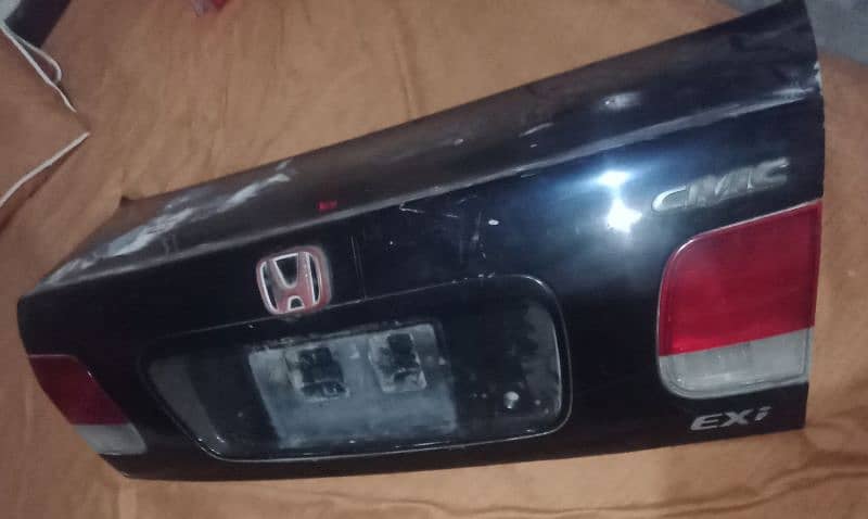 Honda civic 1996 2000 model ek trunk, back trunk, dikki, diggi, digi 3