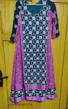 3pc fancy dress in very good condition. size Medium.