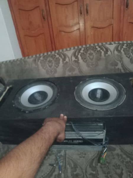 4 channel amplifier with 2 woofers car woofer sub bofer speaker 4