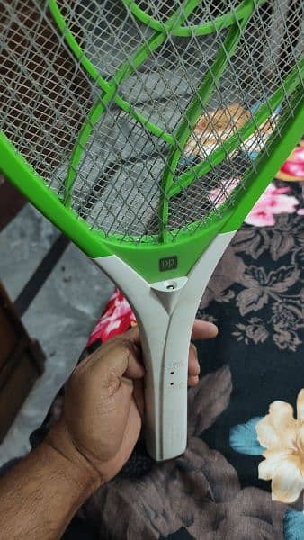 mosquito racket. )(charging) 03/00/523/1259 4