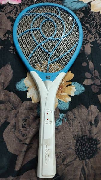 mosquito racket. )(charging) 03/00/523/1259 14