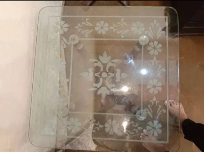 glass dining tabels 2