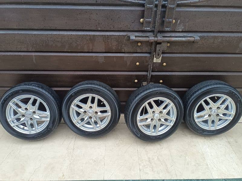 13 inch alloy rims n tyres 0