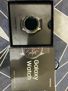 Samsung Galaxy Watch s4 46mm Complete Box 9/10 Condition