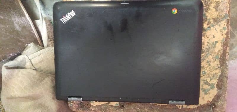 enovo Chromebook 11e (Windows 10) 4Gb. ram/16Gb storage 1
