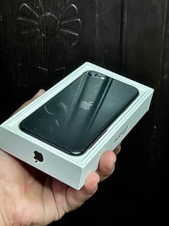 iphone se 2020 jv with box cable 64 gb bh 89%
