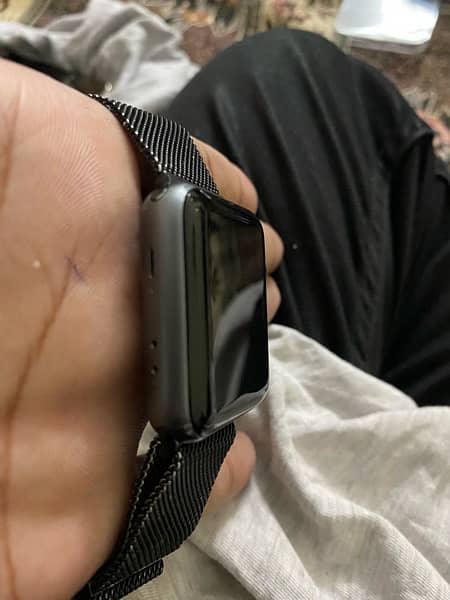 Apple Watch Series 3 42mm LTE Edition 1