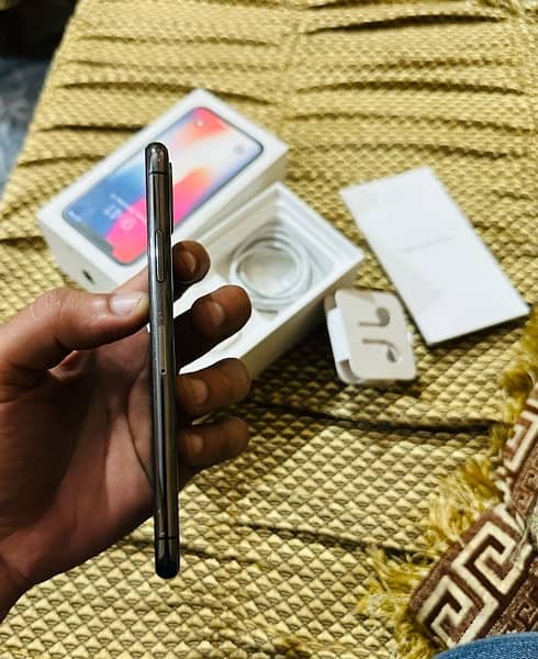 iphone x 256 pta approved with box and charger 1