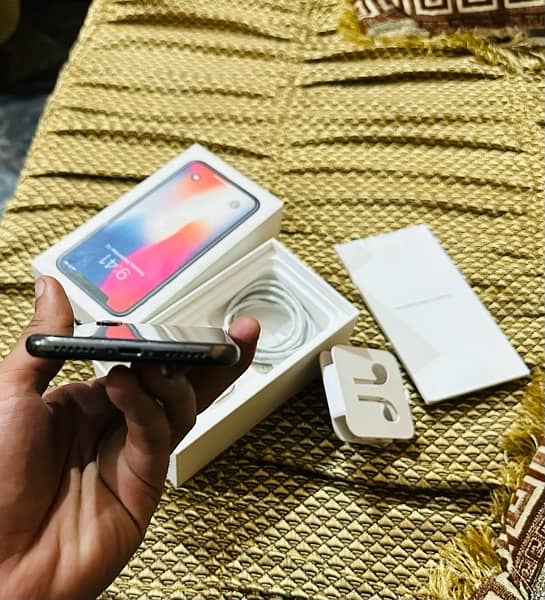 iphone x 256 pta approved with box and charger 5